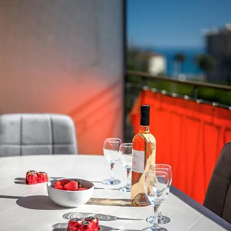Apartment L'oranger - Terrasse - Parking Prive - Wifi *
